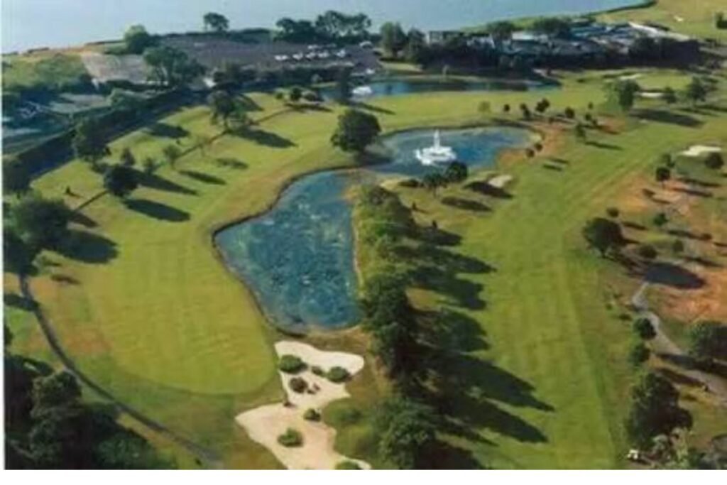 Middle Bay Country Club